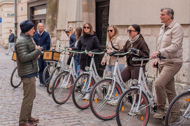 Krakow: 2 Hours Old Town Guided Bike Tour