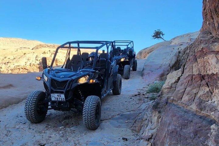 Tour privado en UTV Descubre las rutas de Petra Hidden Mountain