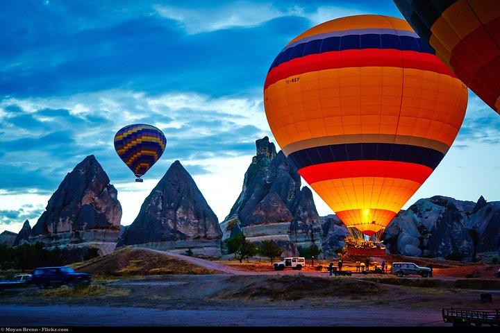 2 Day Cappadocia Tour from Istanbul (Flights & Hotel included)