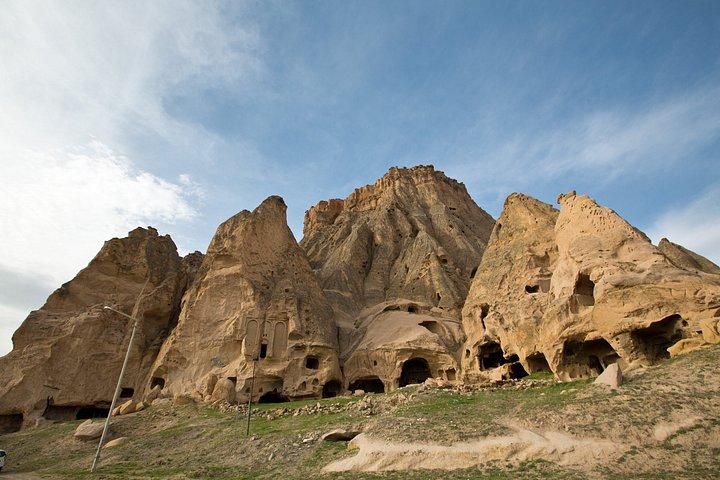 2 Day Cappadocia Tour from Istanbul (Flights & Hotel included)