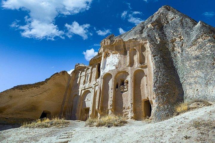 2 Day Cappadocia Tour from Istanbul (Flights & Hotel included)
