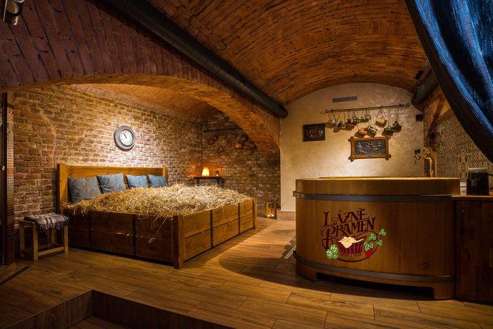 Das einzige Bier und Wein Bath Spa in Prag Privat