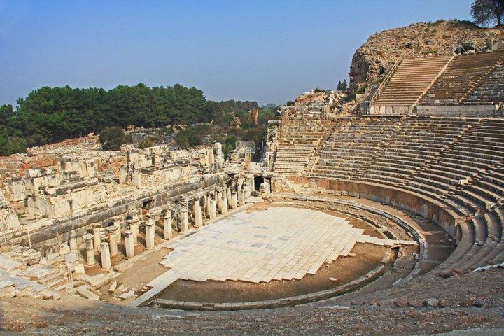 Istanbul to Ephesus and Pamukkale 2‑Day Tour with Flights & Hotel