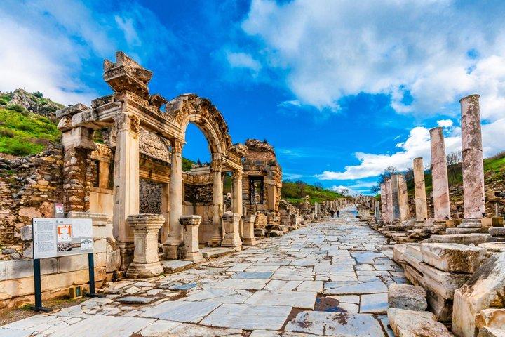 Istanbul to Ephesus and Pamukkale 2‑Day Tour with Flights & Hotel