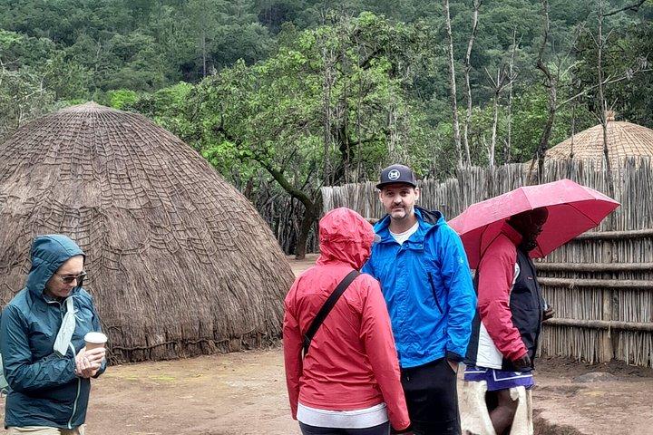 Eswatini Cultural Day Trip from Maputo: Dance Show & Waterfall