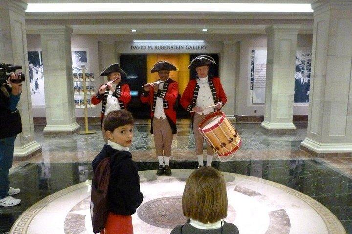 スキップ・ザ・ライン国立公文書館VIP ALL ACCESSエクスプレス1時間ツアー