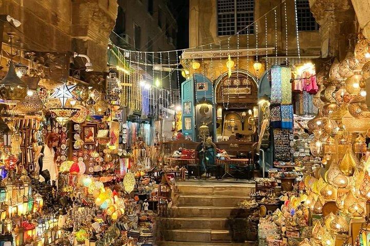 Cairo Like a Local : フェルッカ・ライド、有名なコシャリー＆カーン・エル・ハリーリ