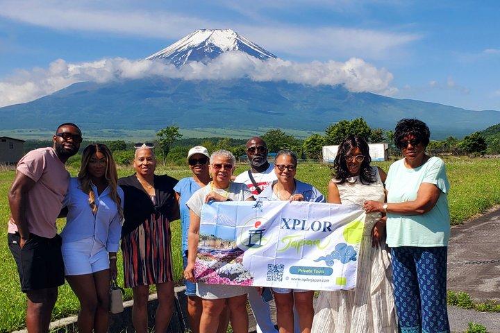 Tour personalizzabile del Monte Fuji e Hakone per 9 persone