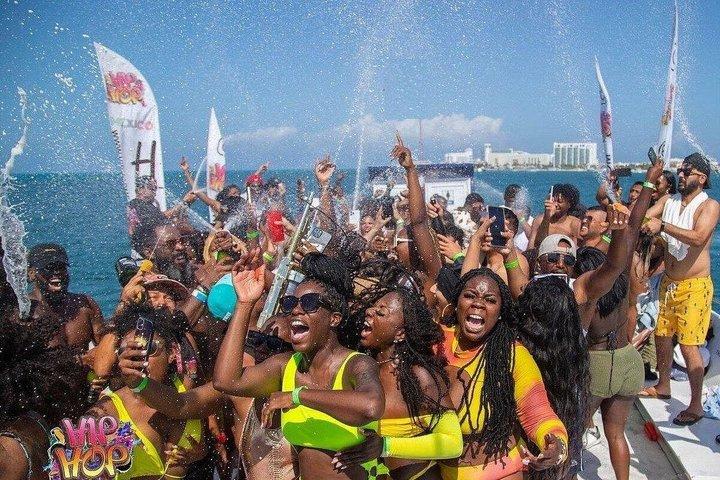 Punta cana Hip Hop Party Boat : Boissons illimitées & DJ *Seulement Adultes