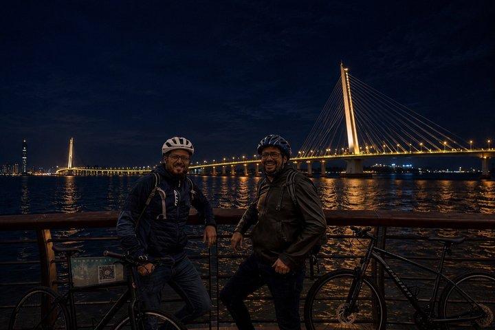 Shenzhen Guided Bike Tour: Cycling at Night From City to Sea
