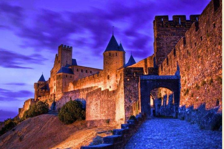 TOP Carcassonne: Privé rondleiding met gids via je mobiele telefoon