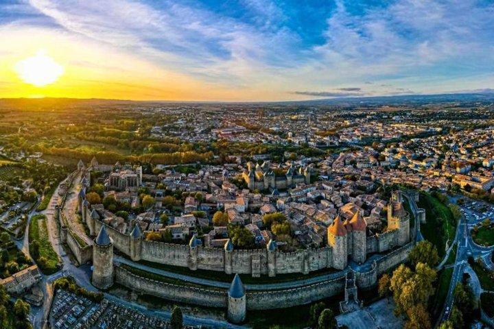 TOP Carcassonne: Privé rondleiding met gids via je mobiele telefoon