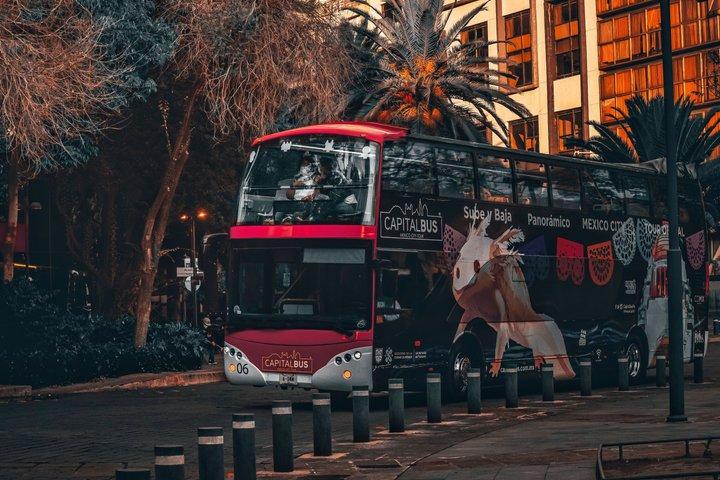 Capital Bus Night with Audio guide in Mexico City