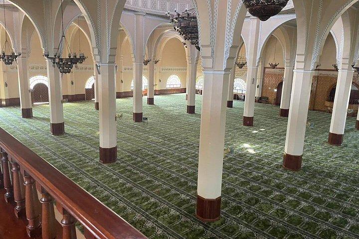 Kampala City Guided walking tour with Gaddafi Mosque