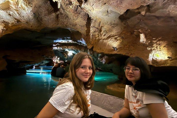 Hoteller i nærheden af San José Caves Tour & Summer Waterfall Day Trip