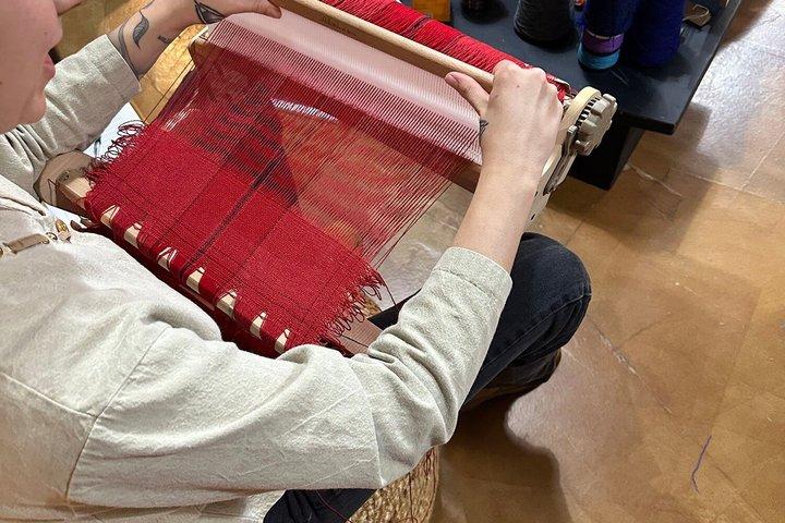 Tessere un pezzo di tartan pungente Workshop