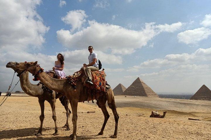 Private Layover Tour: Giza Pyramids and Grand Egyptian Museum
