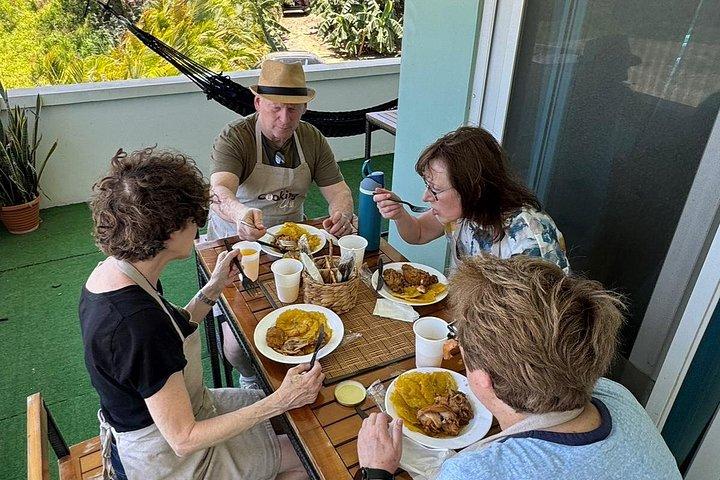 ロアタン料理教室と文化体験