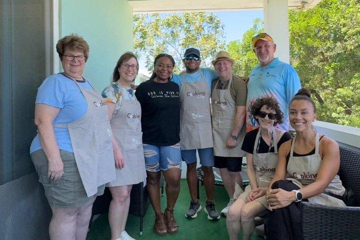Roatan Cooking Class and Cultural Experience