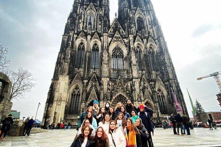 コロニアのナチズムと第二次世界大戦を巡るプライベートツアー