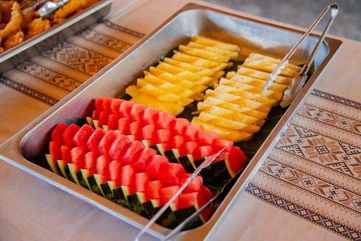 サムイ島からスピードボートで行くタン島とマドサム島のシュノーケリング旅行