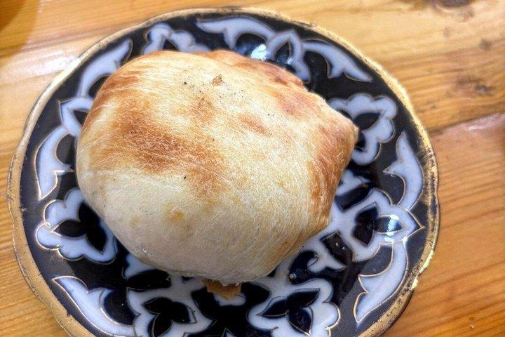 ヒヴァからブハラへ：トップ5要塞＆アクチャクル湖との乗り換え