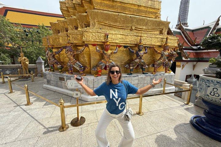 Tour privado de medio día por Bangkok Explora el Gran Palacio