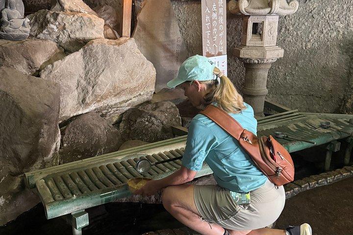 Fun Private Kamakura Walking Tour with a Local Guide