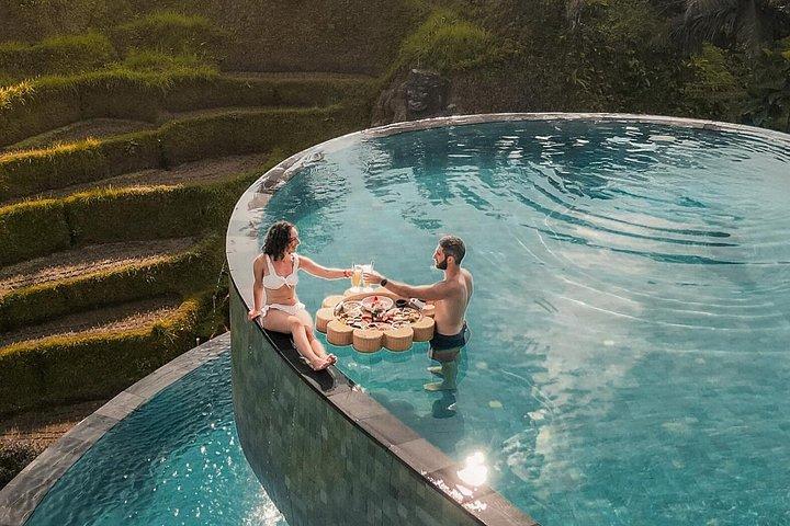 Tour del Tempio Sacro di Ubud Cretya e delle Cascate Nascoste