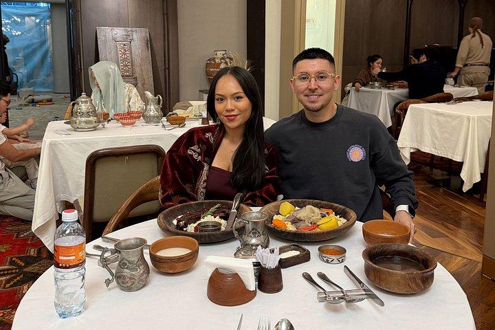 プライベートアルマトイフードツアー：4 - カザフ料理の旅を止める