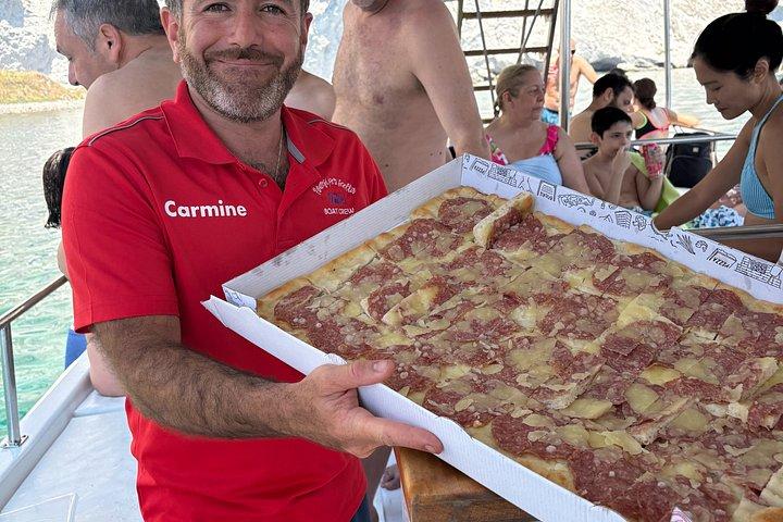 ポンザ島6時間ボート小旅行（海水浴場とランチ付き）