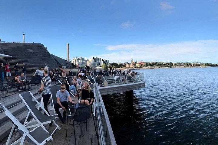 Helsinki : Bilhete de Entrada para Sauna Löyly e Guia Amigável de Sauna