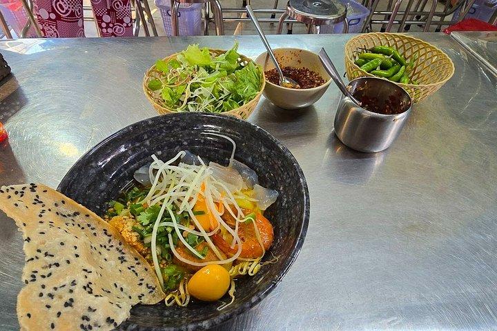 ダナン市内観光ツアー（スクーター）-10の地元味