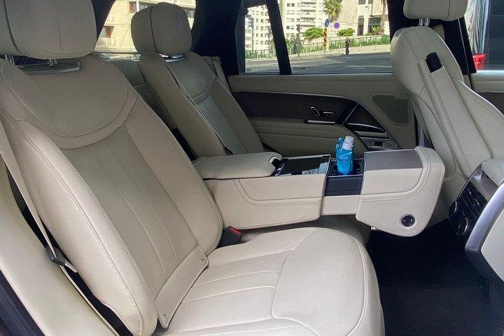 Book a private chauffeur in Lisbon - Luxury Car