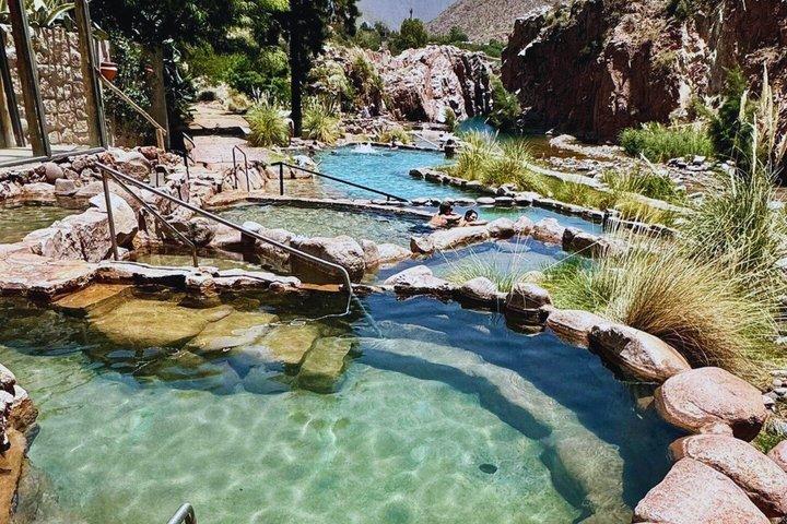 Spa und Cachueta Hot Springs Entspannung und Gastronomie
