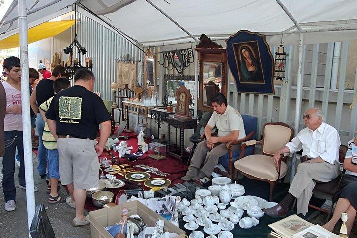 La Lagunilla Market Tour Antiques, Street Food and Music
