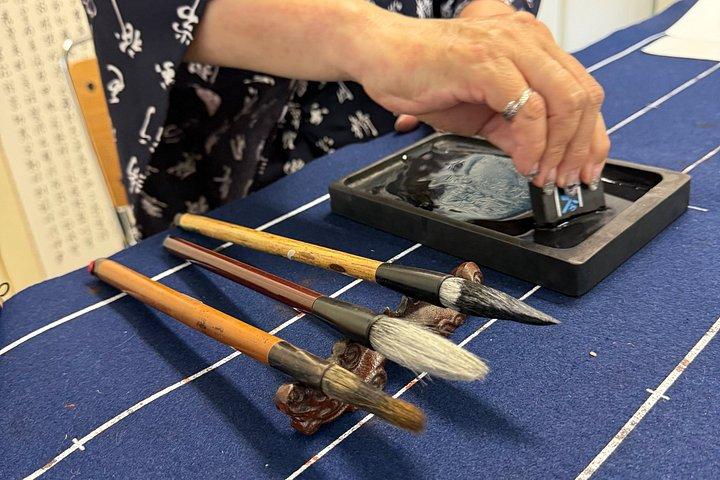 Osaka: Calligraphy, Traditional Sweets and Matcha Workshop