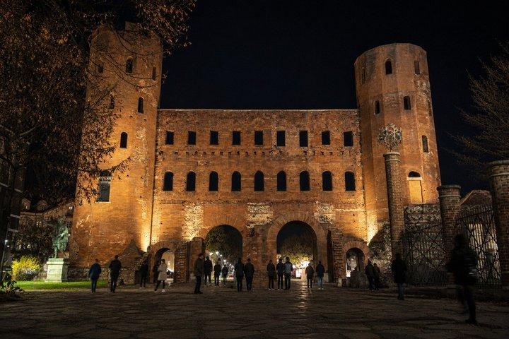 Turin by night 2-hour monolingual walking experience