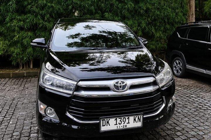 Noleggio auto di lusso privato a Bali con autista che parla Inglese