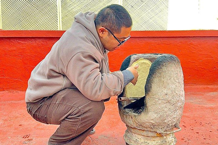 メディナ・ラバトで地元のアマジグ一家とモロッコ料理教室