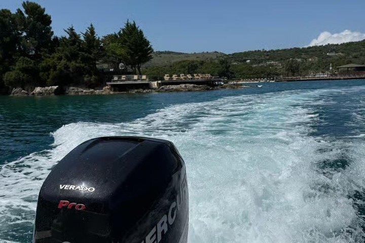 Excursion en bateau rapide à Pulebardha, Pigeon Cave et plongée en apnée
