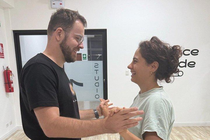 Private Salsa and Bachata Class for Couples in Lima