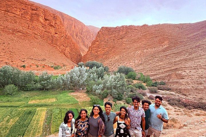 Dades Gorge Monkey Fingers Canyon guidé avec expérience locale