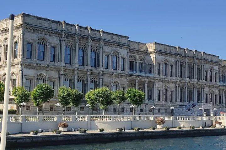 Istanbul Bosphorus Private Yacht Breakfast Cruise Tour