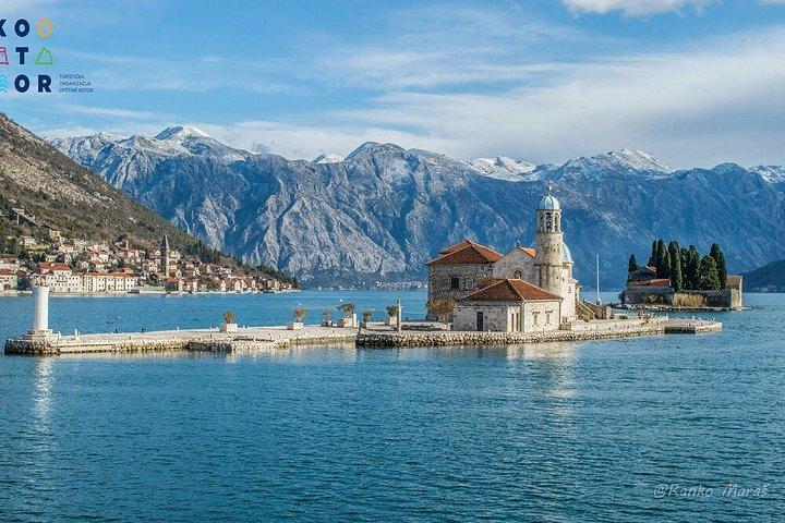 ブドヴァからコトル湾までのアドリア海体験