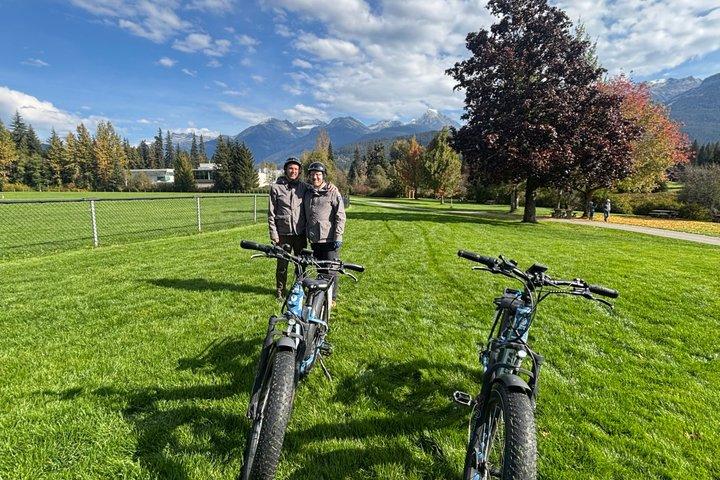 Experiência de Whistler Guided eBike Tour