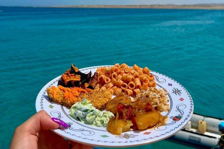 Marsa Mubarak Bådtur med skildpadder og dugonger fra Hurghada