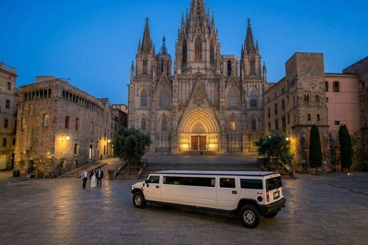 バルセロナのプライベートリムジンツアー - 2時間の贅沢な旅