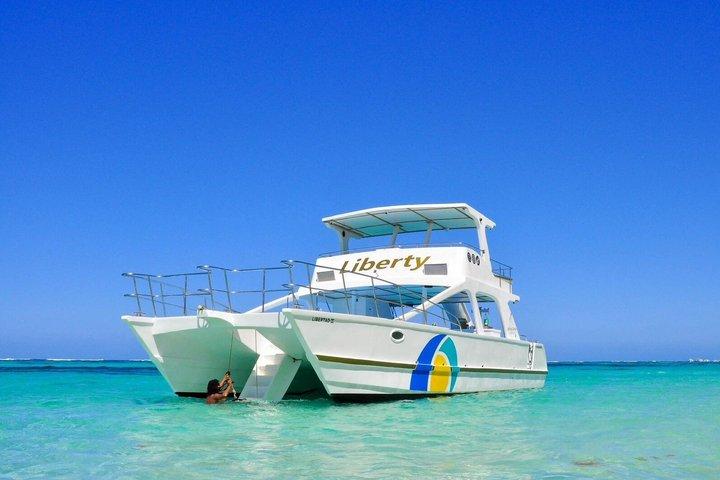 Live Dj, Hip Hop, Afro beat Party Boat Adults Only with Open Bar（ライブDj、ヒップホップ、アフロ、オープンバーでパーティーボートアダルトズに勝つ）