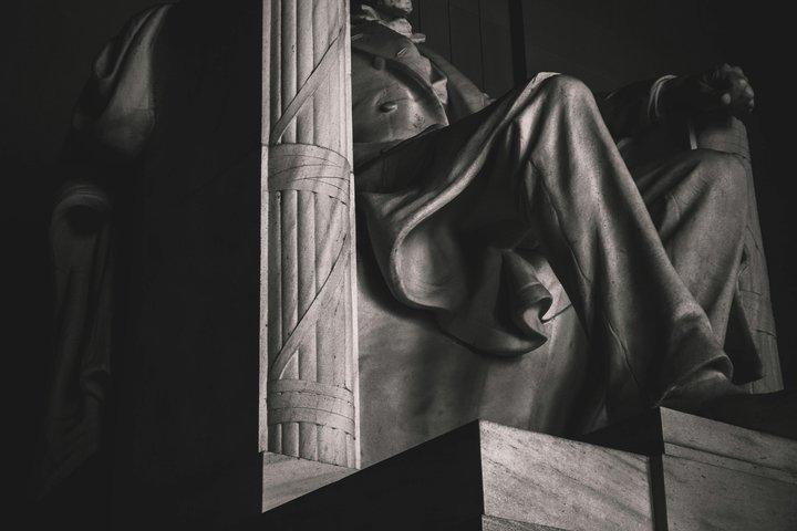 DC's Lincoln Memorial Undercroft Museum Direct Entry & Guidebook